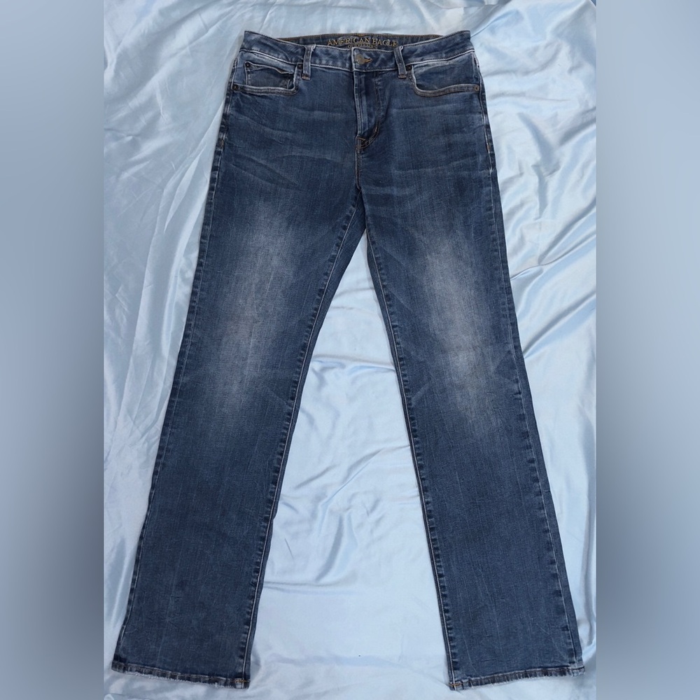 Men’s vintage American Eagle bootcut jeans. Size 32 x 36
